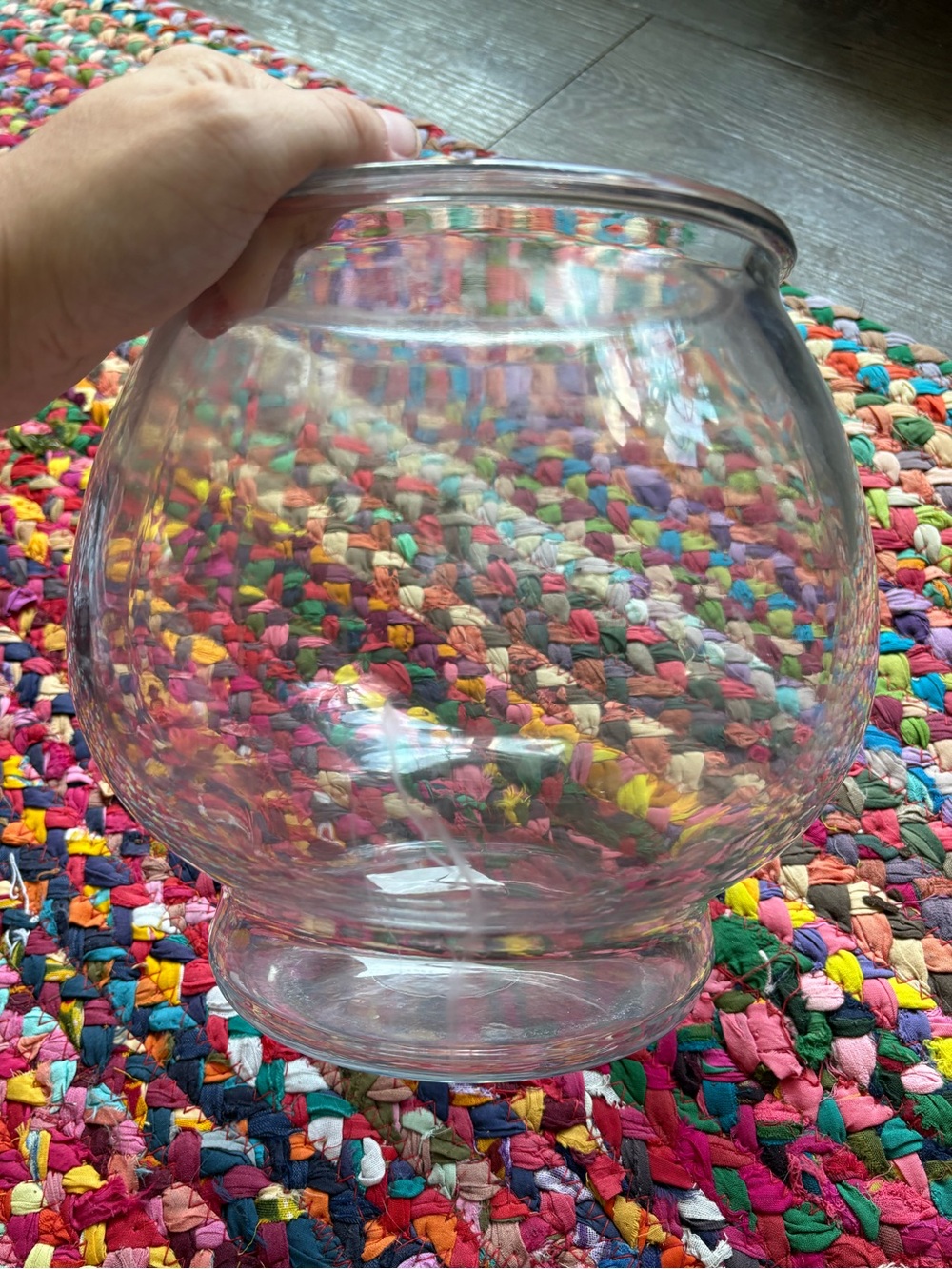 ANCHOR HOCKING LARGE CLEAR GLASS VASE